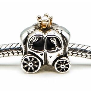 Pandora Royal Carriage Charm